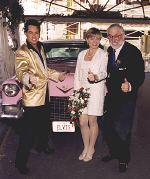 Las Vegas wedding – Elvis and bride & groom with the Pink Cadillac