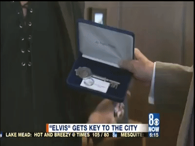 Mayor_Oscar_B_Goodman_gives_Key_to_City_to_Elvis_Presley_impersonator_Jesse_Garon